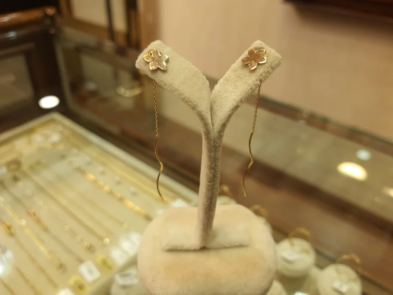 گوشواره کری گل